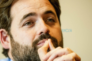 Paco Núñez, presidente del PP de CLM, se ha puesto a disposición de Page en la crisis del coronavirus.