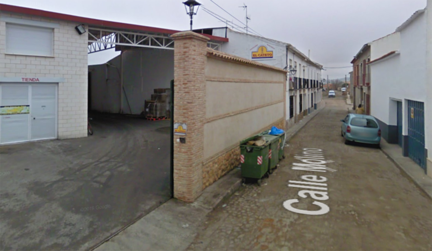El incendio se ha producido en una fábrica de dulces de la calle Molino, en Almagro (Ciudad Real).