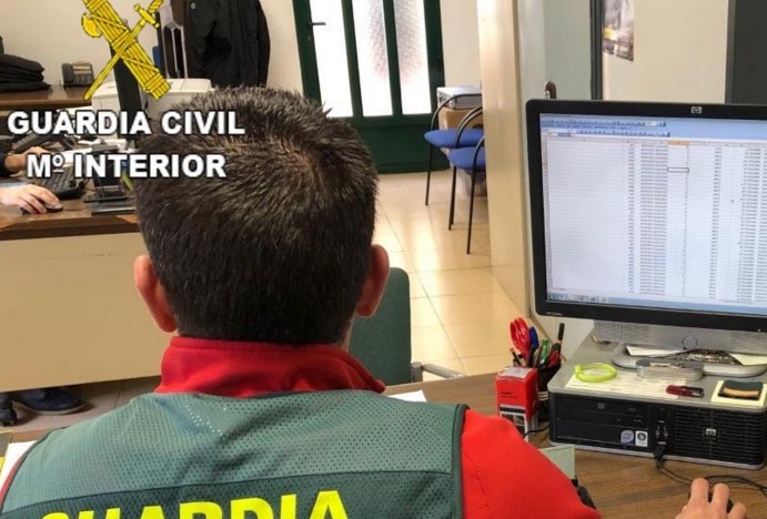 La Guardia Civil detuvo a cinco presuntos autores de estafas a empresas, algunas en pueblos de Ciudad Real