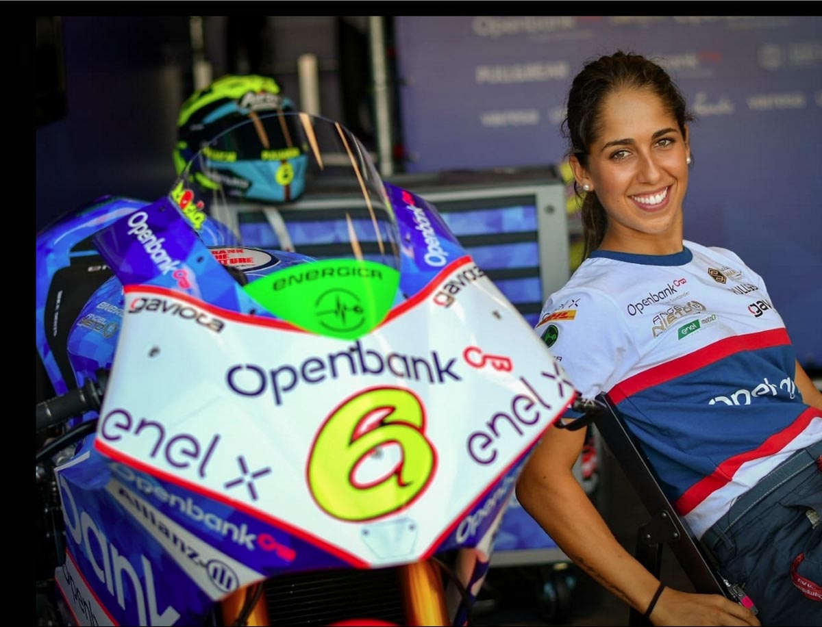 María Herrera sigue rompiendo moldes en el mundo del motociclismo