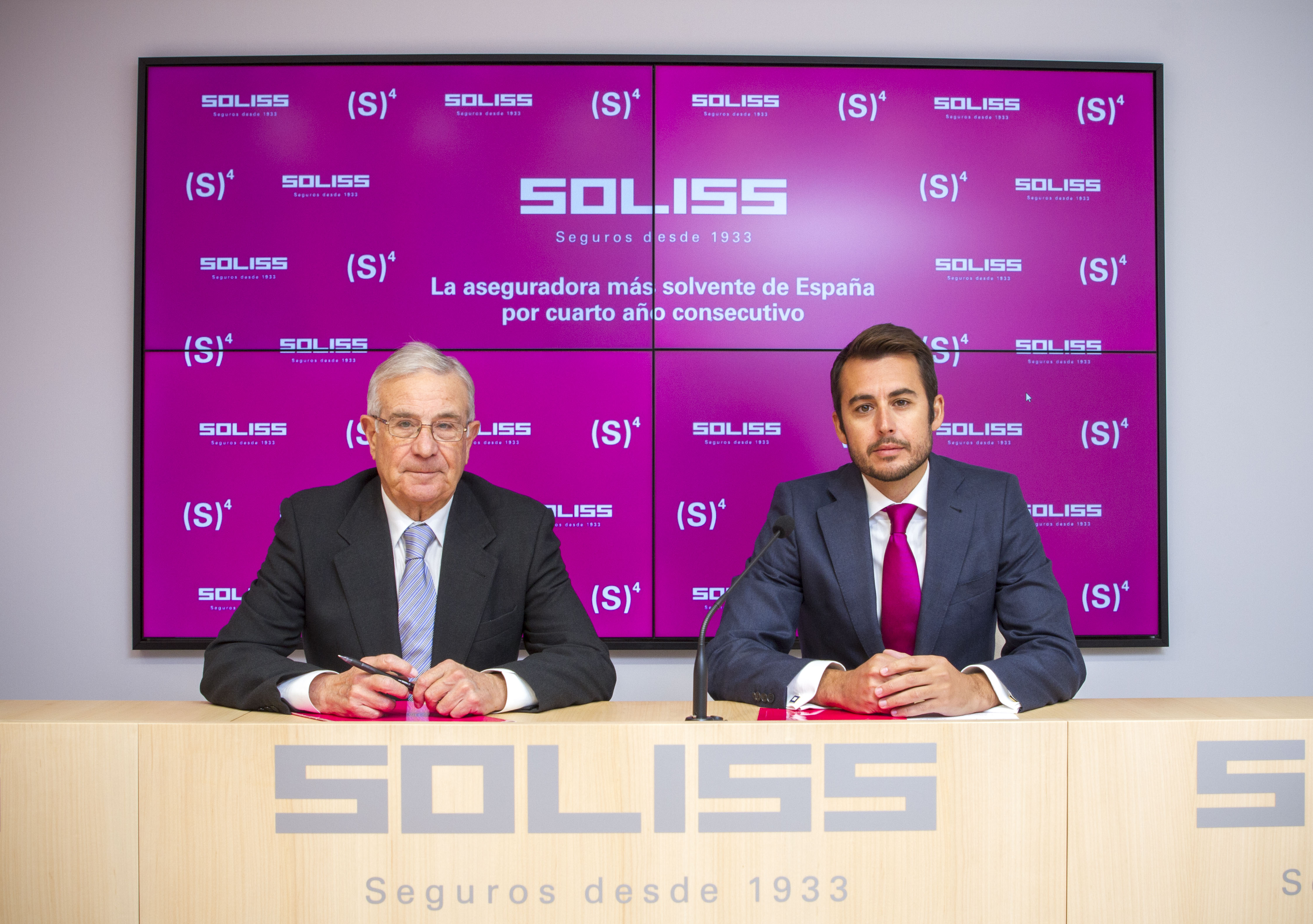 Joaquín Esteban, presidente de Soliss; y Pedro Barbé, director general de Soliss.