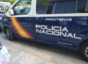 Imagen de archivo de un vehículo de la Policía Nacional.
