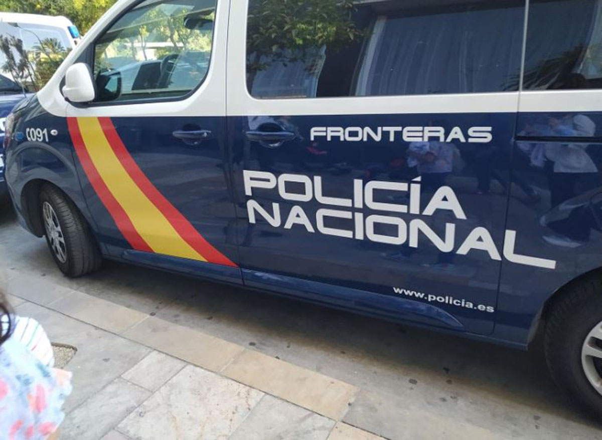 Imagen de archivo de un vehículo de la Policía Nacional.