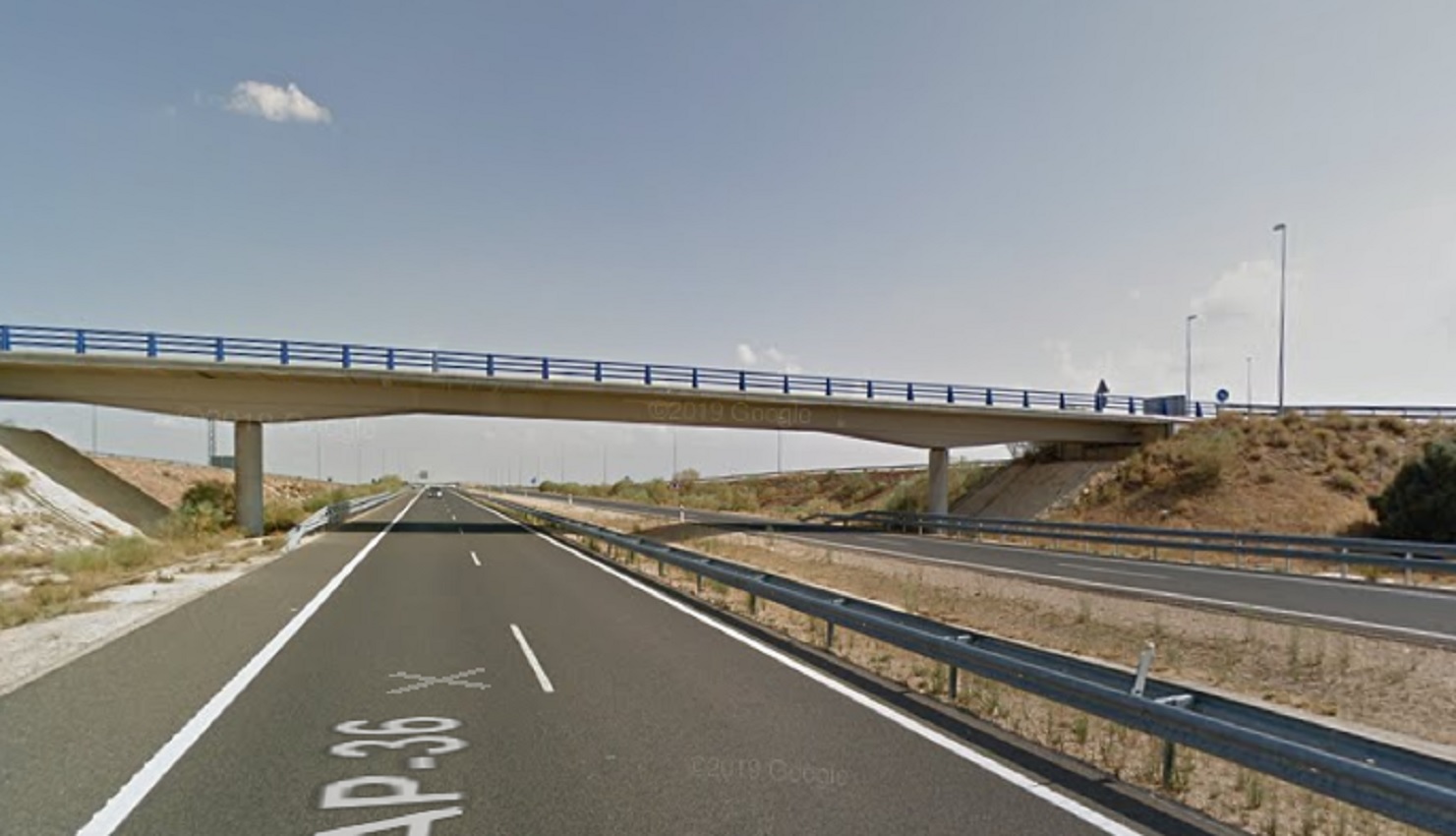 El accidente se ha producido en el kilómetro 130, en sentido Madrid.