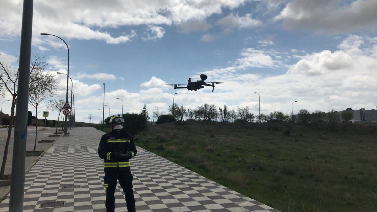 Los Bomberos de Cuenca han comenzado a realizar vuelos con su equipo de dron.