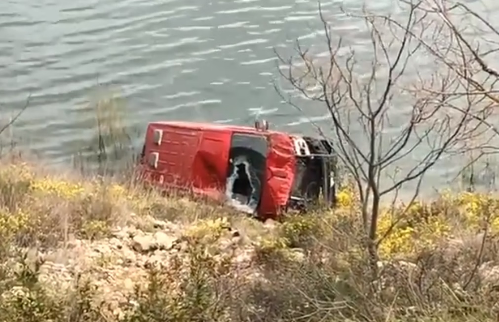 Esta furgoneta ha aparecido en el pantano de Entrepeñas.