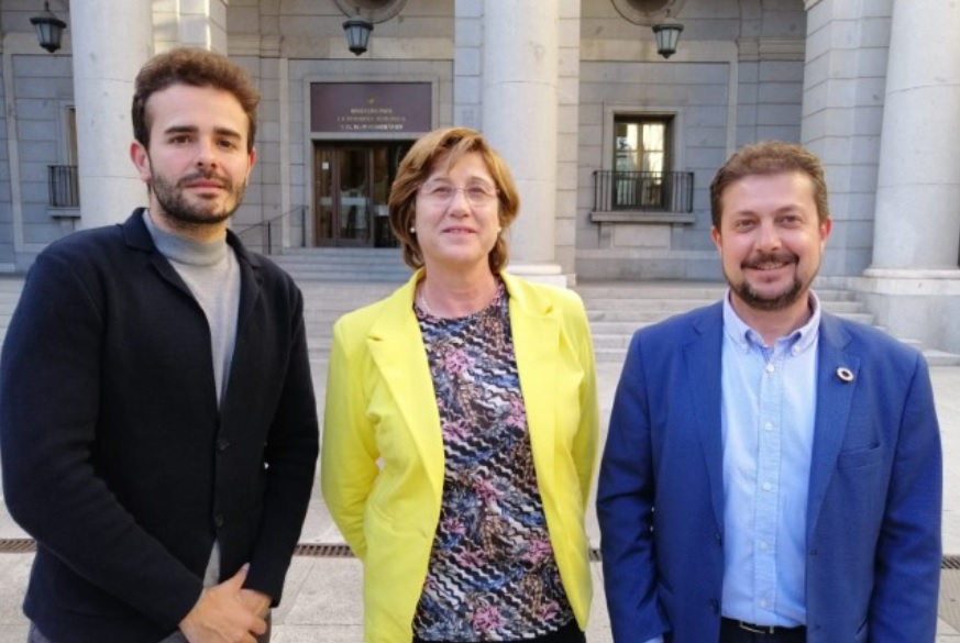 Borja Castro, María Ángeles Sierra y Francisco Pérez Torrecilla, representantes de la Asociación de Municipios Ribereños.