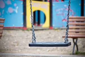 parque infantil, columpio, niños