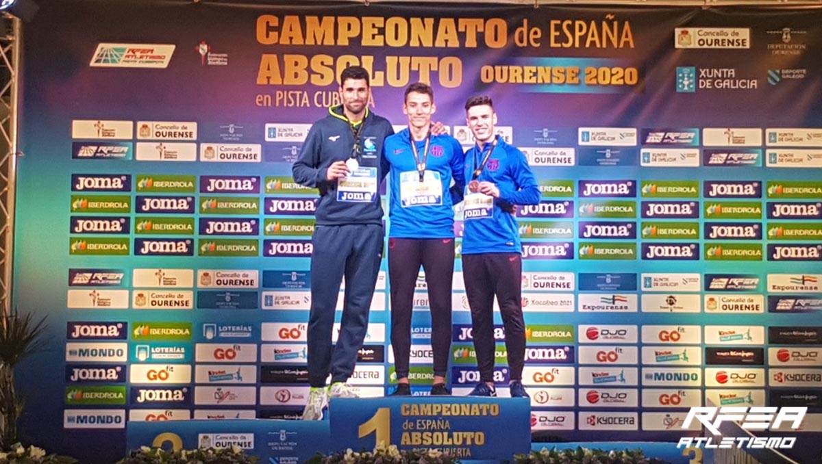 Lucas Búa, campeón (a su izquierda, Manuel Guijarro)