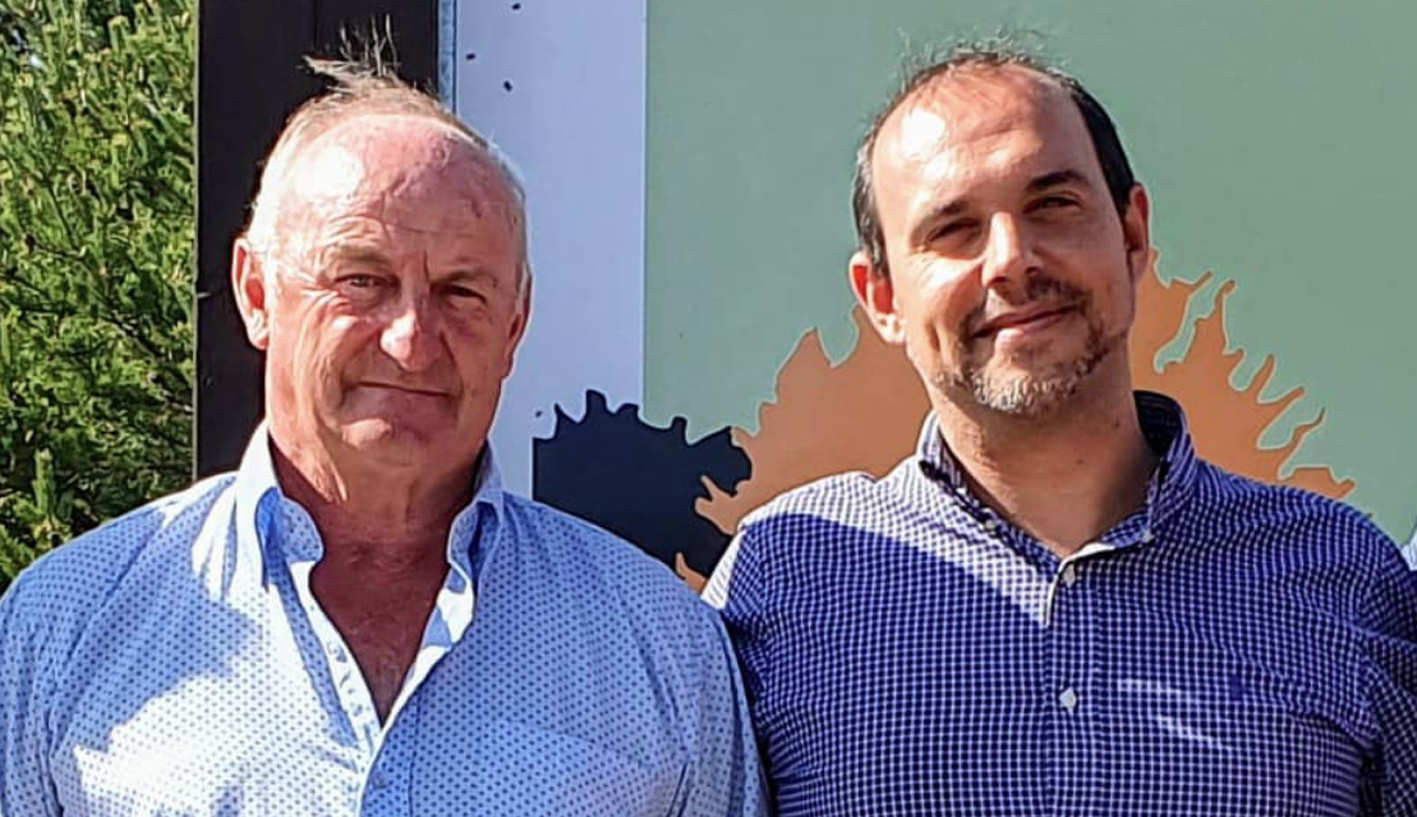Siso Arranz, a la izquierda, junto a Pablo Bellido, presidente de las Cortes de CLM, en una imagen que ha compartido este último en sus redes sociales.