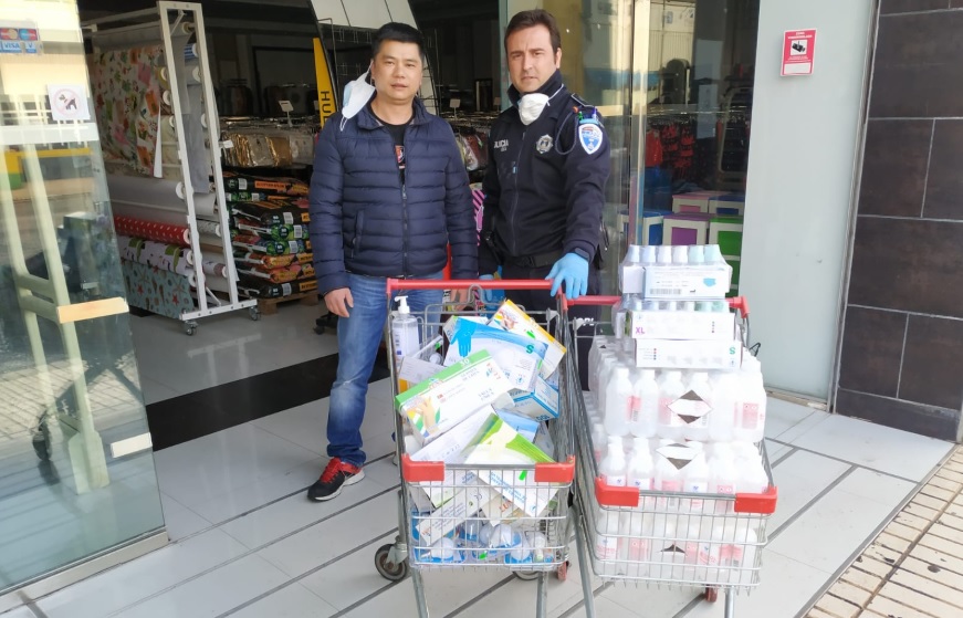 Donación de material de protección en Villarrobledo.