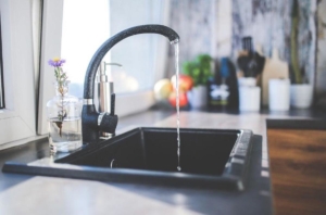 Aqualia quiere ayudar a los comerciantes de Talavera, lastrados por el coronavirus