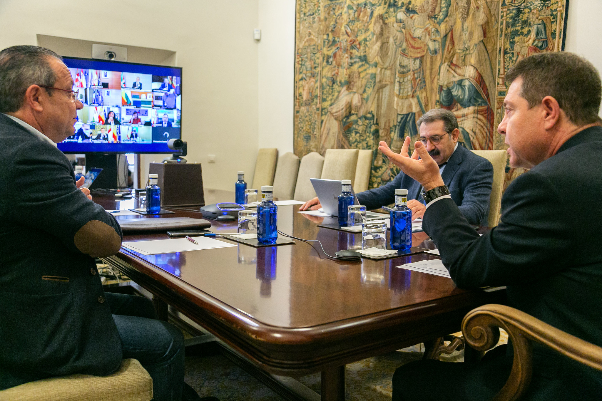 Videoconferencia de Page con Pedro Sánchez y los presidentes autonómicos