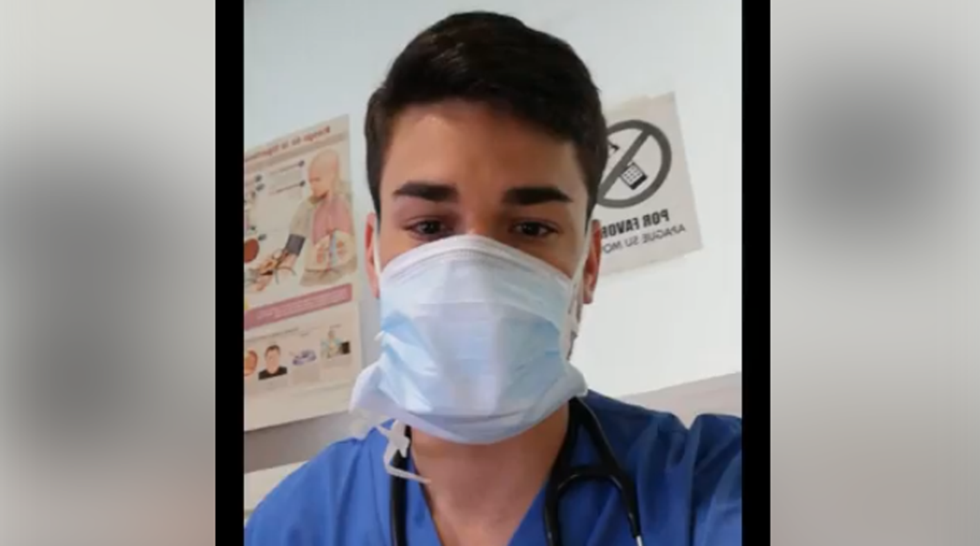Álvaro Thomas, jugador del CD Villaseca y médico de Urgencias en el hospital Virgen de la Salud, en Toledo.