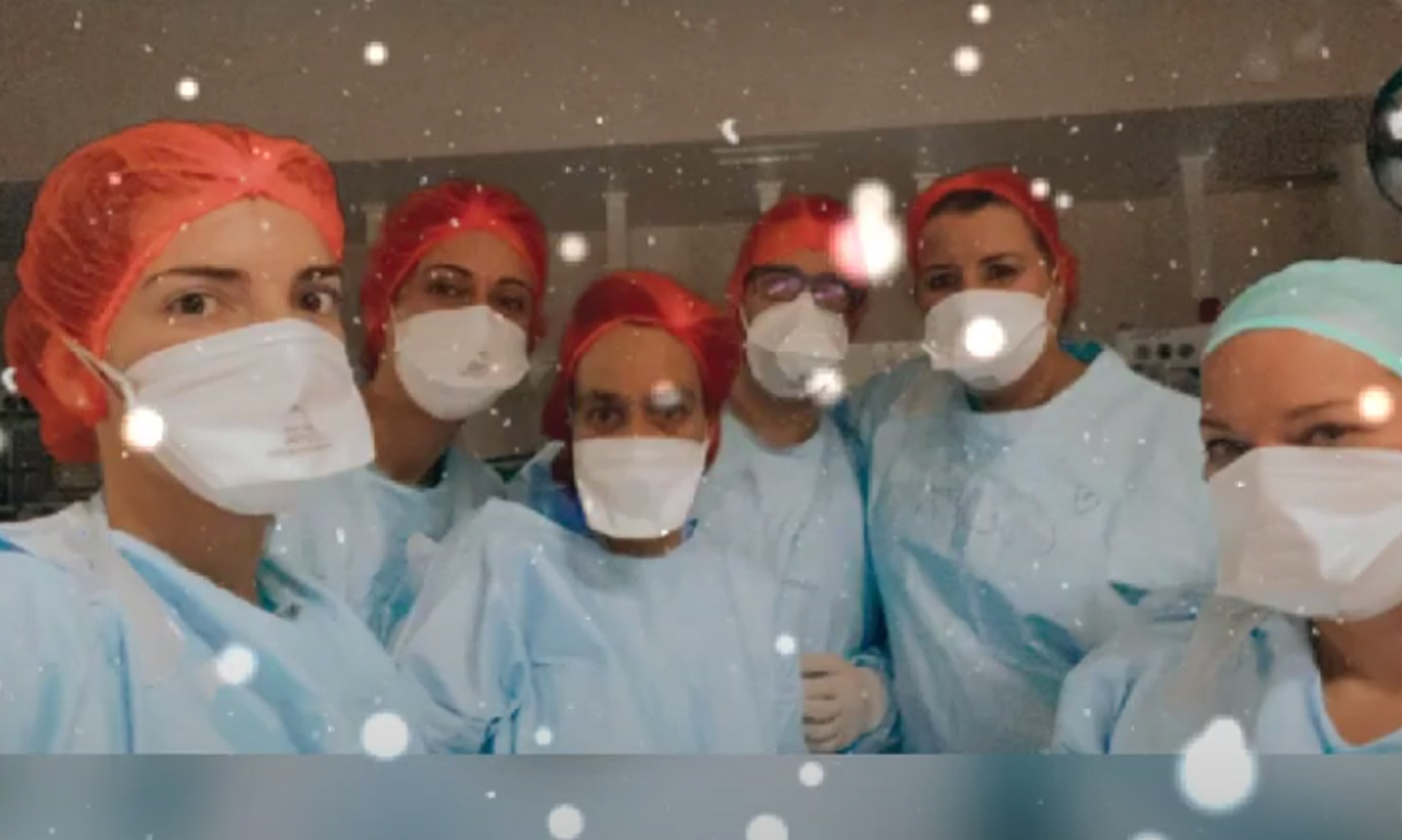 Enfermeras, médicos… El video de la UCI del Hospital Provincial es realmente emotivo.