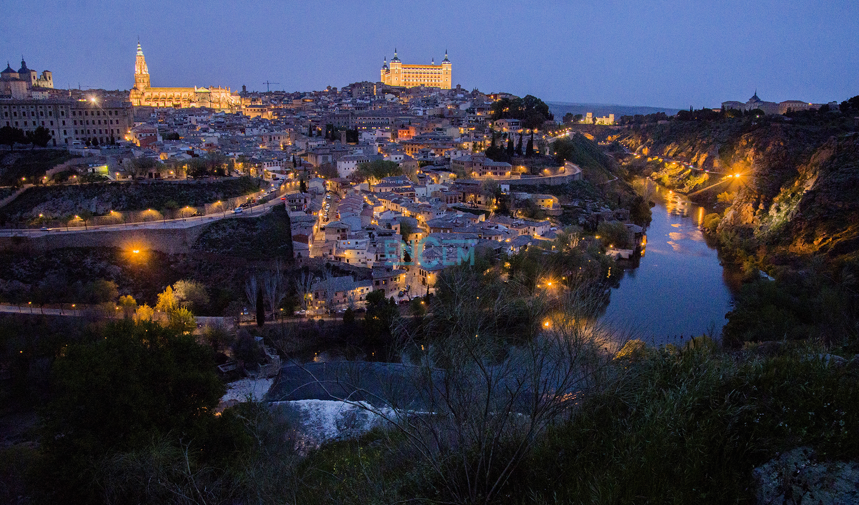 Destruir revista Productos lácteos Toledo recupera su iluminación artística monumental nocturna - ENCLM