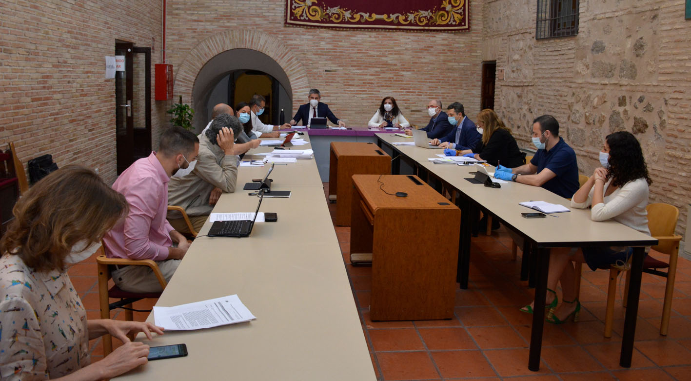La Comisión de Hacienda ha aprobado el Plan Económico y Financiero de Toledo con las abstenciones del PP y de Vox.