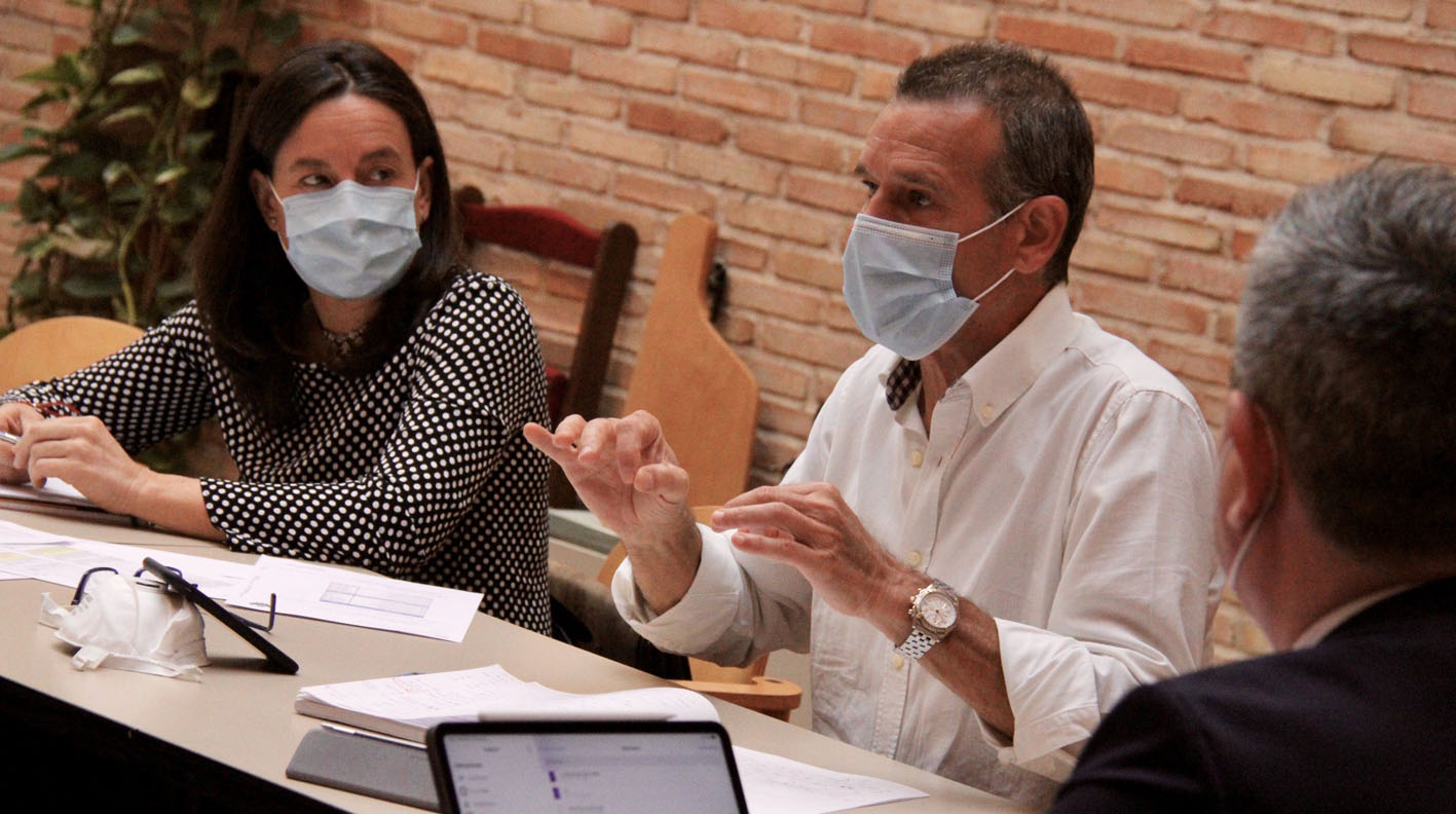 José López Gamarra, concejal del PP, durante la Comisión de Hacienda.