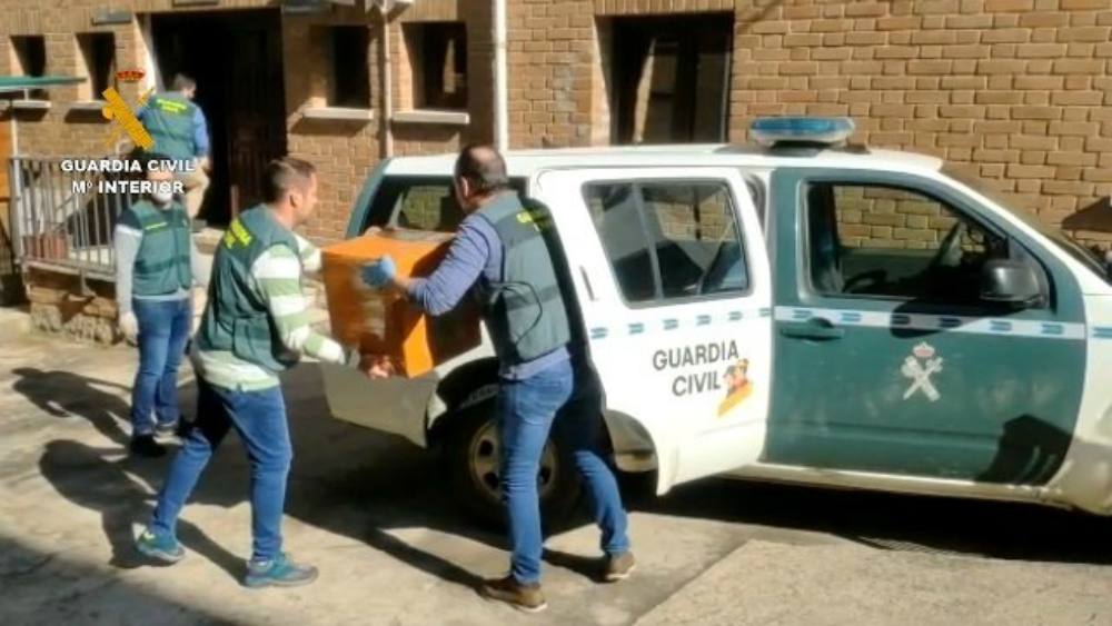 guardia civil, mascarillas