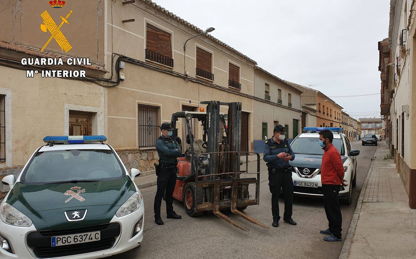 La Guardia Civil ha detenido a una persona de 36 años como presunto autor de los robos.