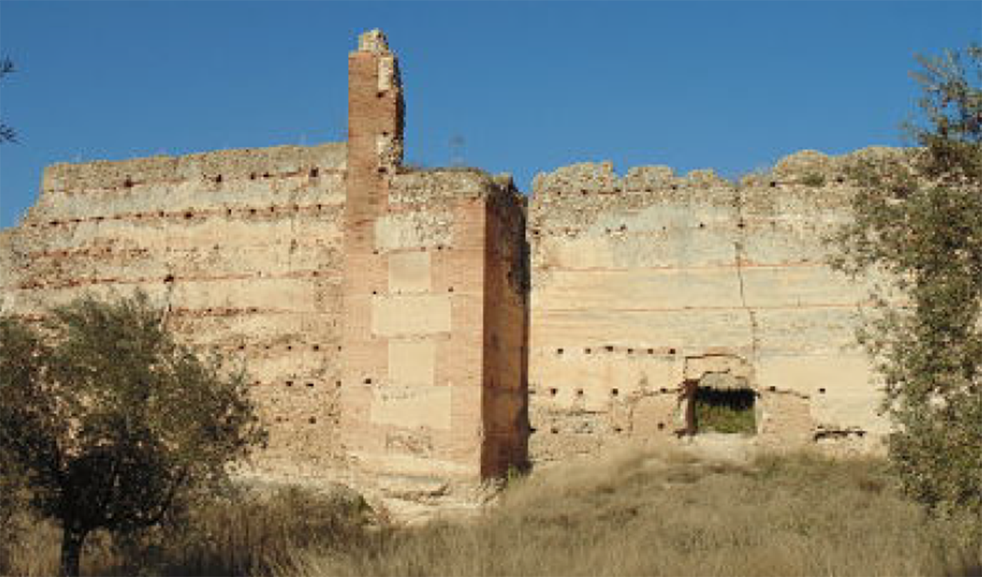 Castillo de Villalba, en Cebolla (Toledo), prácticamente en la ruina.