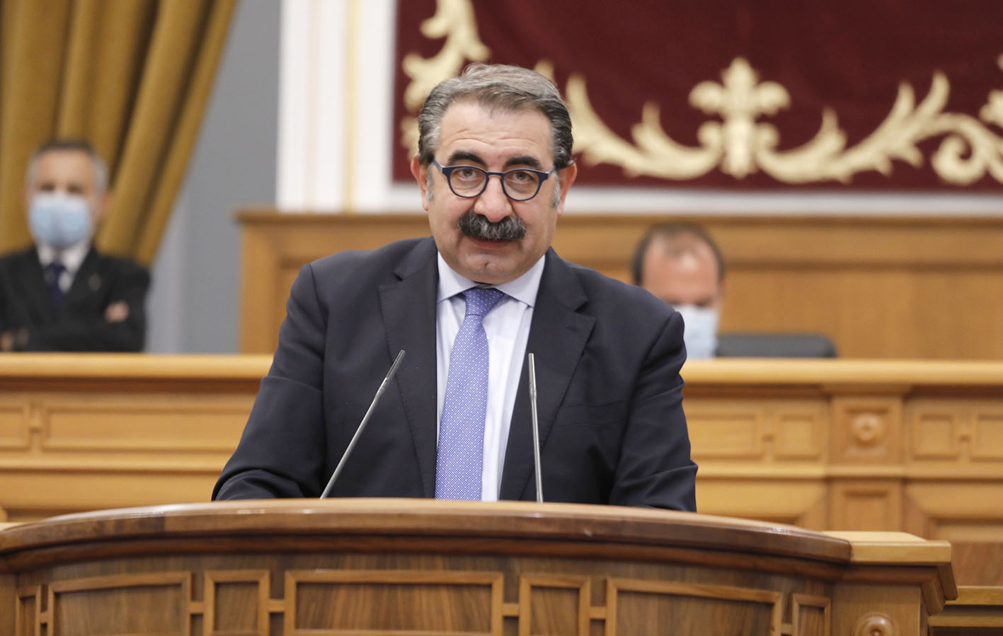 Jesús Fernández Sanz, consejero de Sanidad, en las Cortes de CLM.