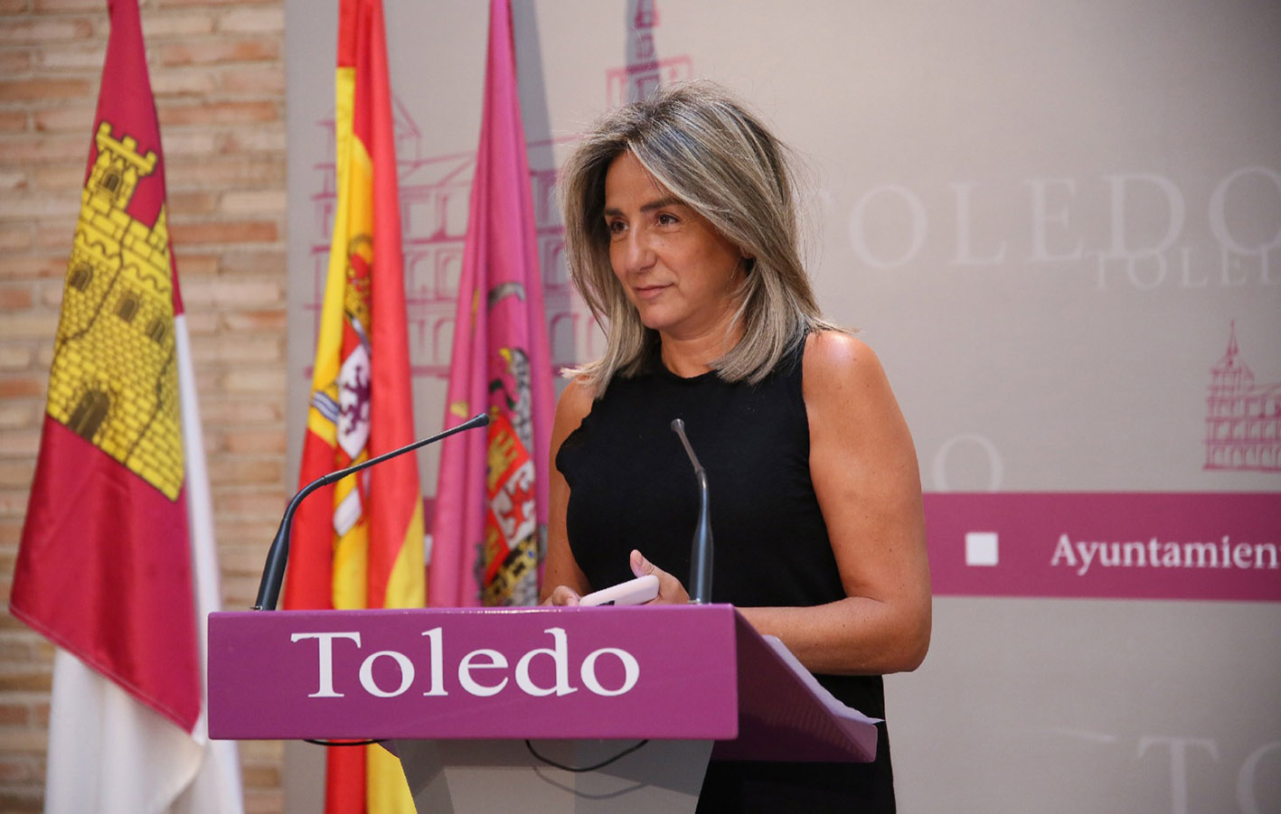 Milagros Tolón, alcaldesa de Toledo, ha mostrado su satisfacción porque el Ministerio de Hacienda ha aprobado el Plan Económico Financiero del Ayuntamiento.