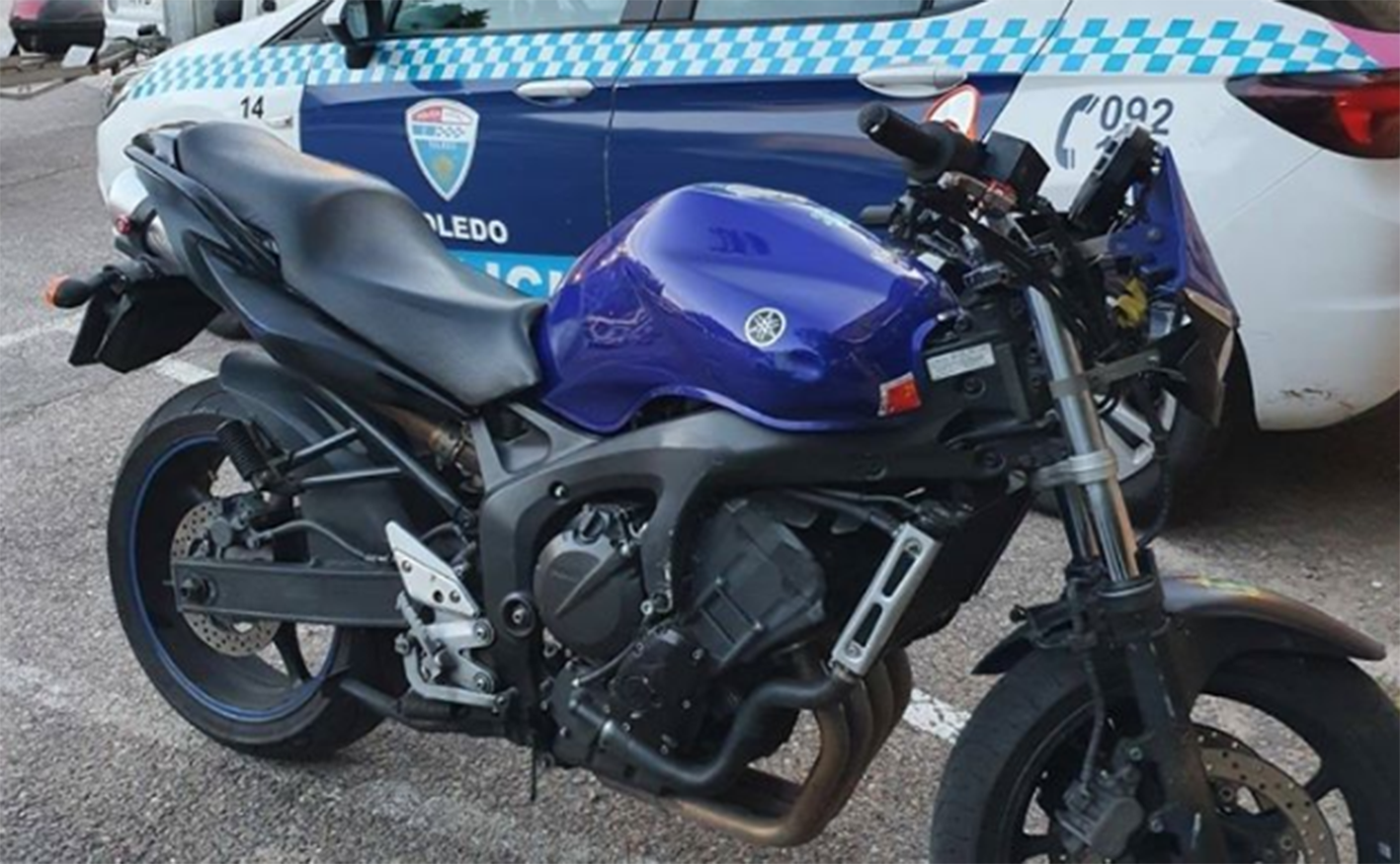 En esta moto iba el conductor que fue interceptado por la Policía Local de Toledo.