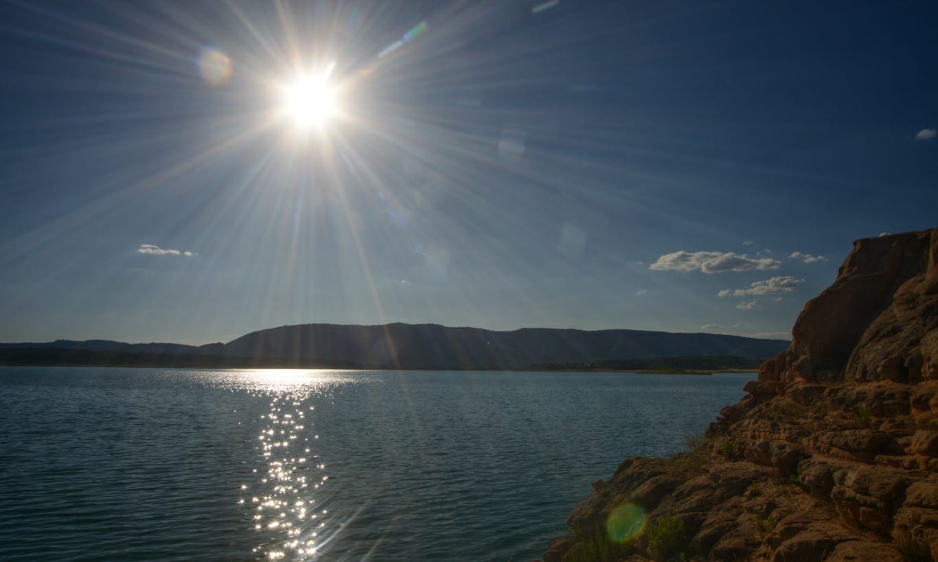 Embalse de Buendía desde el paraje "Las Peñas Rubias" de Villalba del Rey.