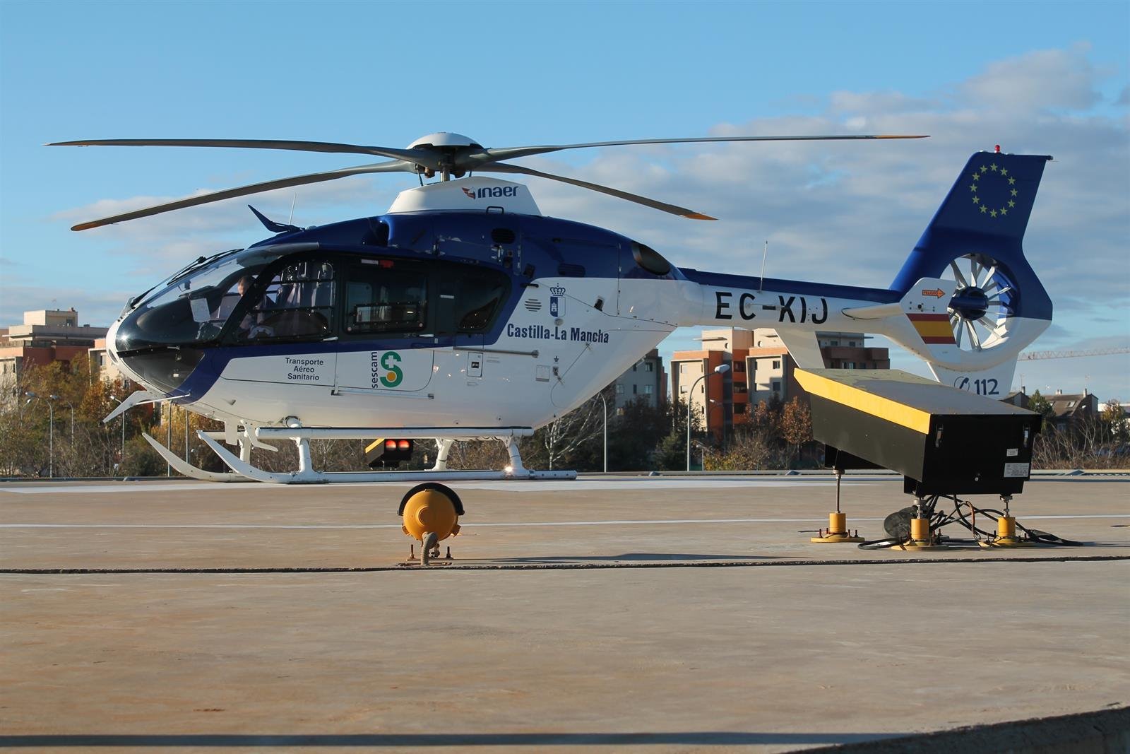 Imagen de archivo de un helicóptero medicalizado del Sescam.