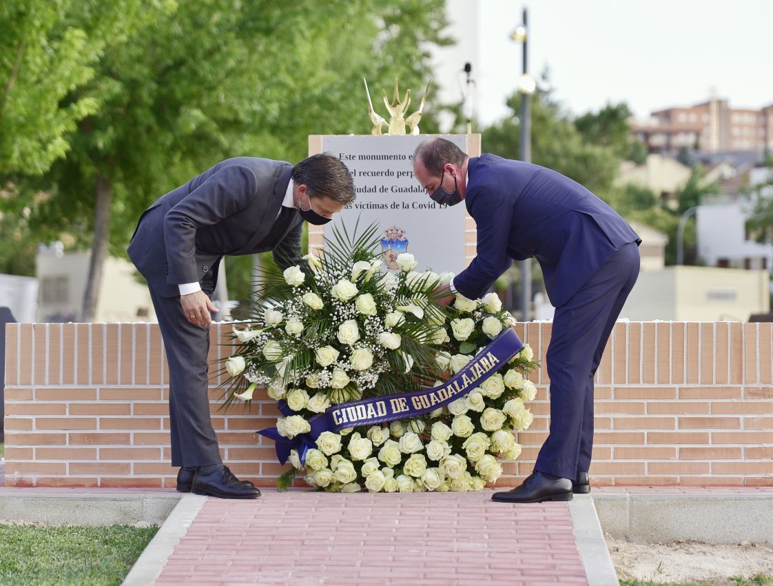 La ciudad de Guadalajara homenajeó ayer a las víctimas de la Covid.