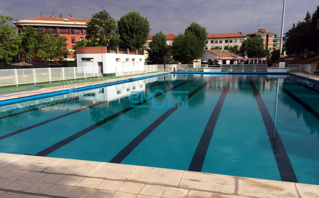 Piscina de la Escuela de Gimnasia, en Toledo.