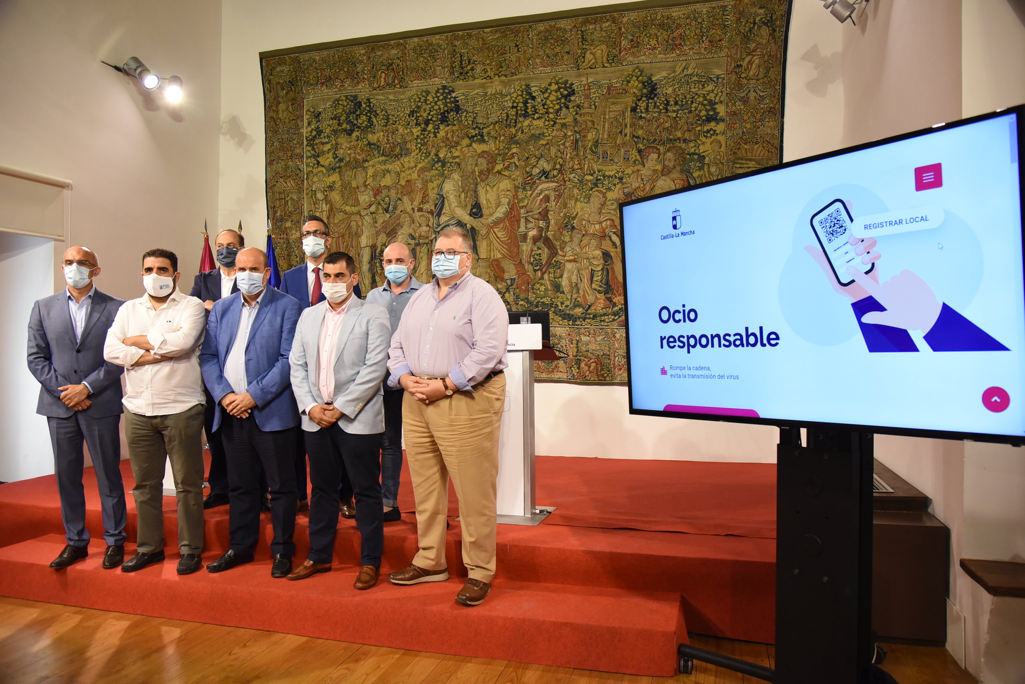 Presentación de la APP de la Junta "Ocio responsable", que será obligatoria a partir del próximo martes.