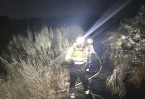 El incendio de El Casar se originó en el de un coche muy mal conservado