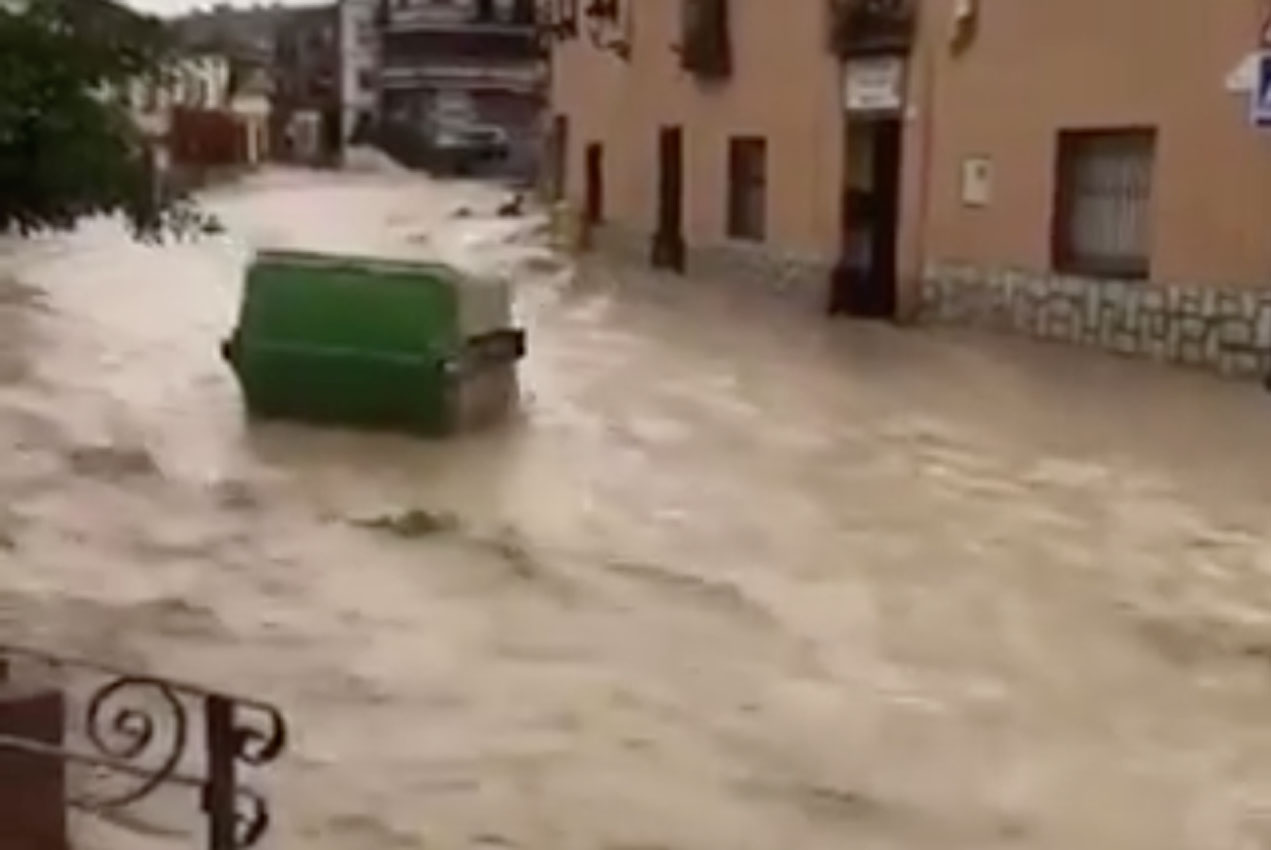 Una nueva riada atraviesa Cebolla (Toledo).
