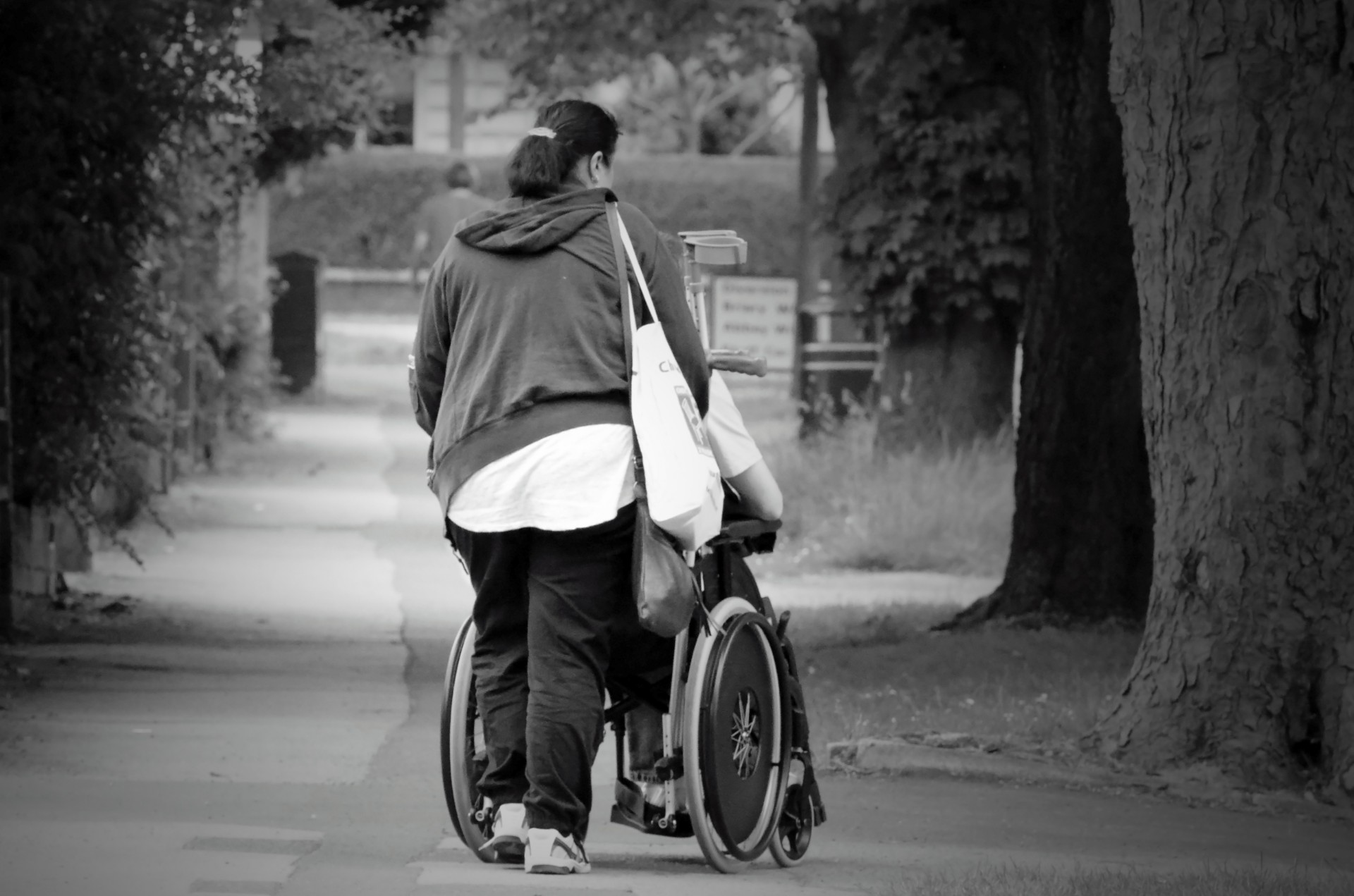 dependencia, ancianos, mayores, silla de ruedas