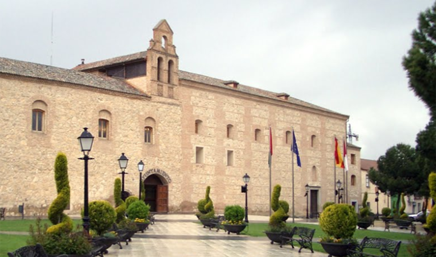 Fachada del Ayuntamiento de Torrijos.