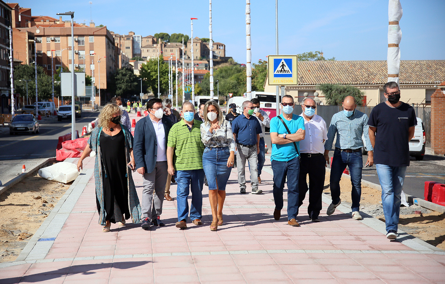 Milagros Tolón, durante su visita a las obras del bulevar del barrio de Santa Bárbara.