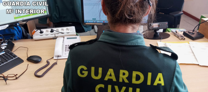 Guardia Civil, agente de la guardia civil, mujer guardia civil