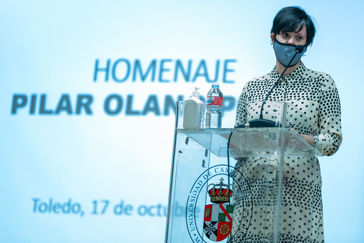 Homenaje a la profesora Pilar Olano en el IES "Carlos III" de Toledo.