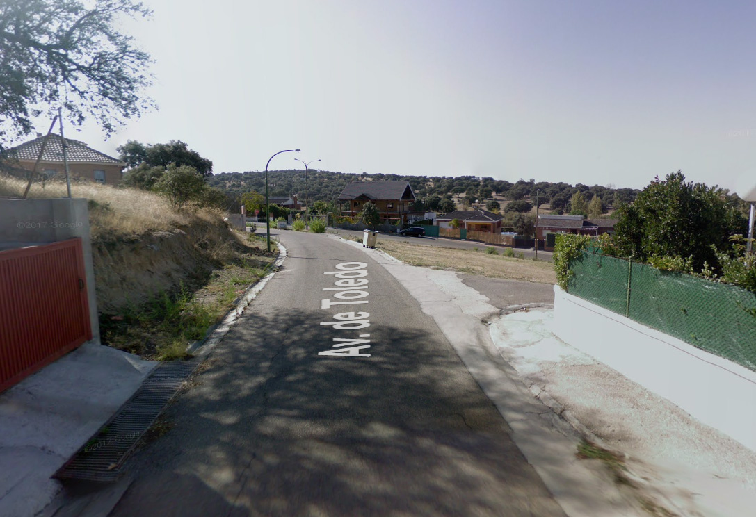 Avenida de Toledo de Santa Cruz del Retamar.