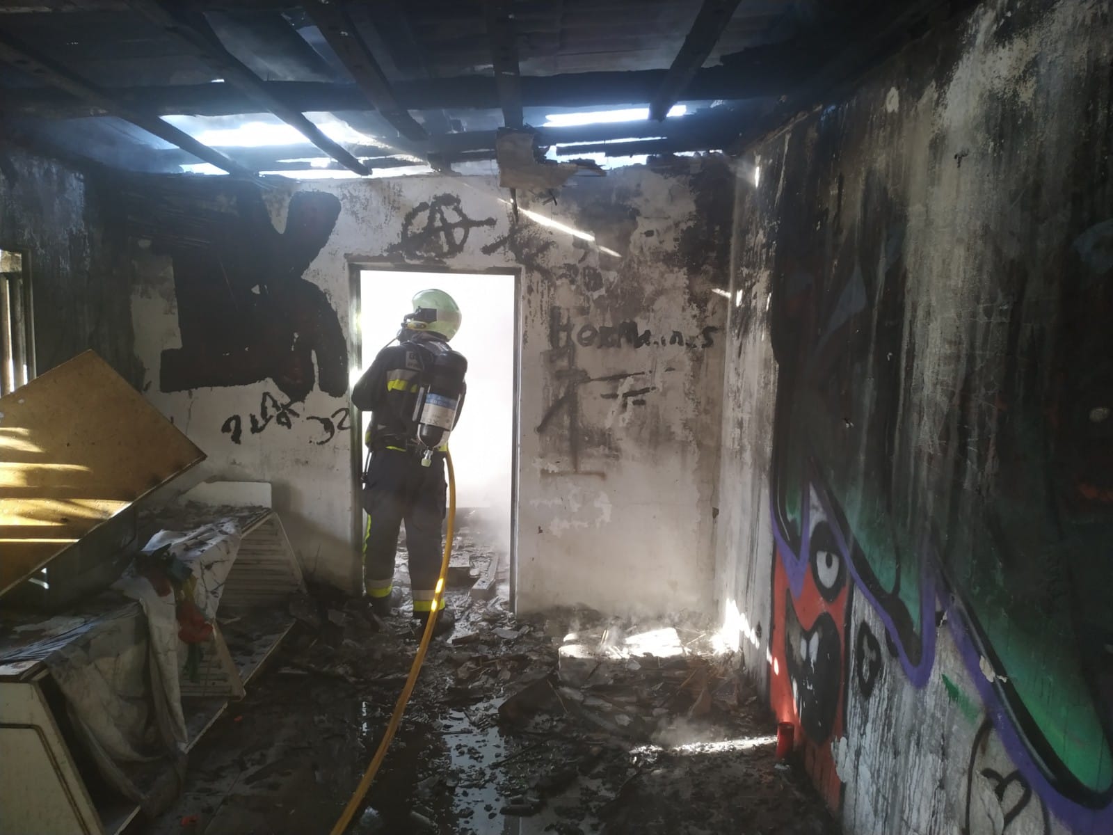 Incendio en una vivienda abandonada de Toledo. vega baja