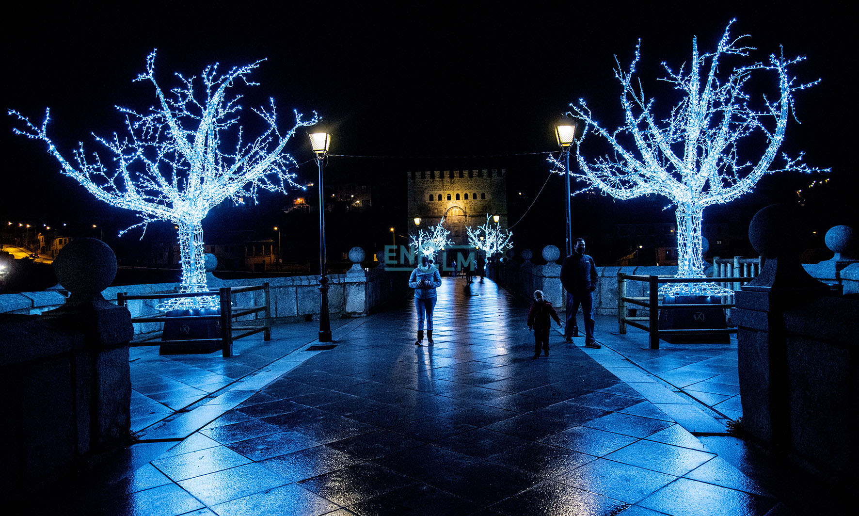 La Navidad en Toledo está a punto… Las luces se encederán el viernes 26 de noviembre. Foto: Rebeca Arango.