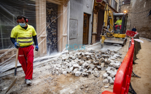Obras en Hombre de Palo, dentro llas de mejora de la calle Comercio