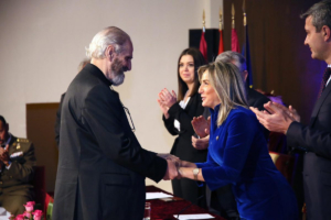 Paoletti en la entrega del reconocimiento de Hijo Adoptivo de la ciudad de Toledo.