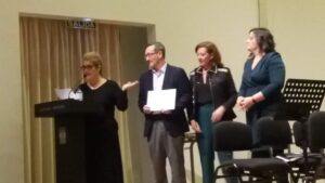 Francisco De Paz, recibiendo el galardón que ya ganó en la anterior edición