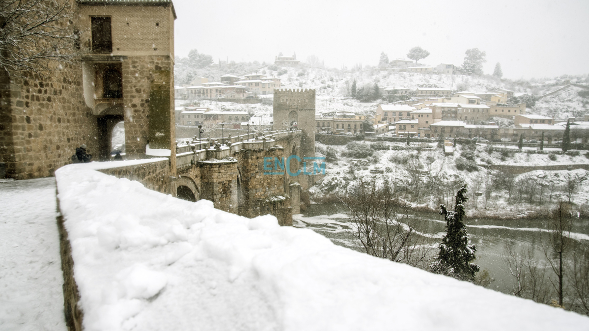 Toledo nevado. Imagen espectacular de Rebeca Arango.