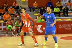 Secuencia del partido entre el Jimbee Cartagena y el Viña Albali Valdepeñas