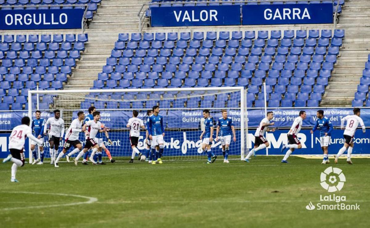 El Albacete, la de cal en el Carlos Tartiere