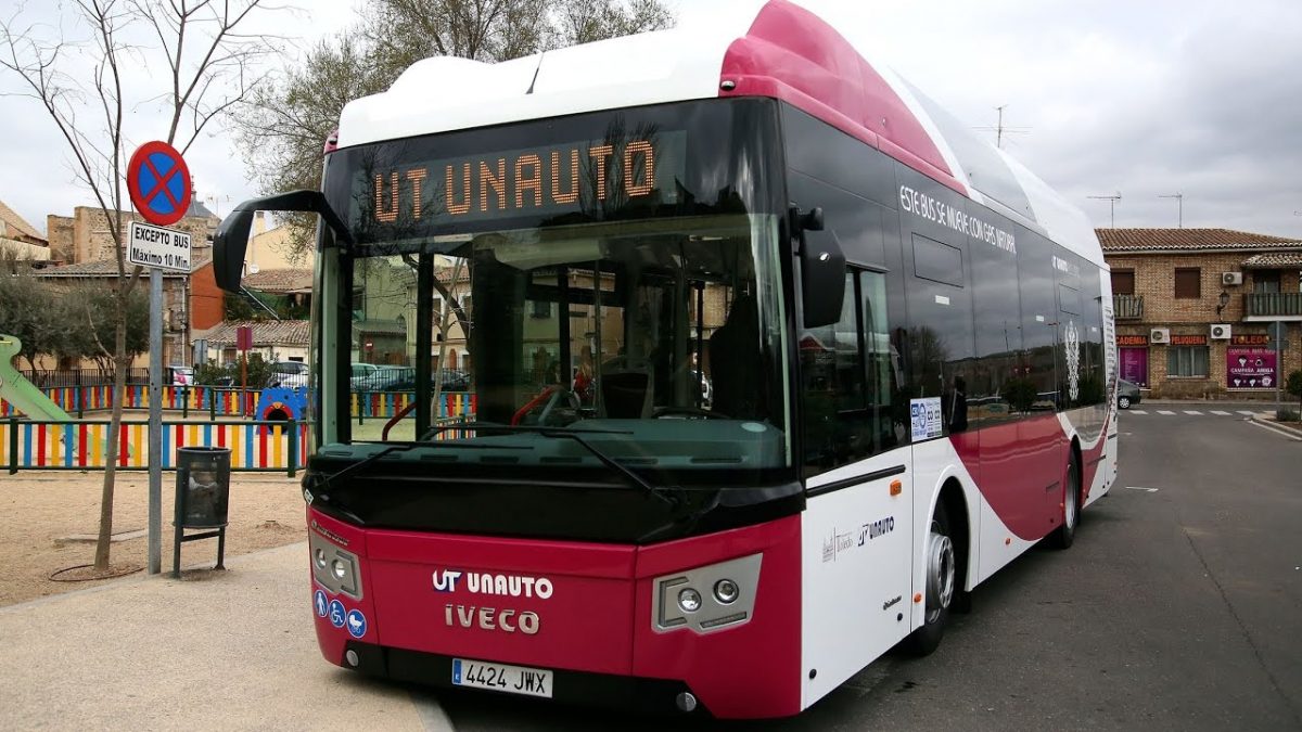 Los autobuses urbanos volverán casi a la normalidad el viernes 22.